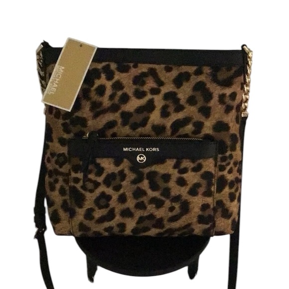 Like new Authentic Michael Kors Animal print crossbody bag Cheetah lepord print - Picture 3 of 7